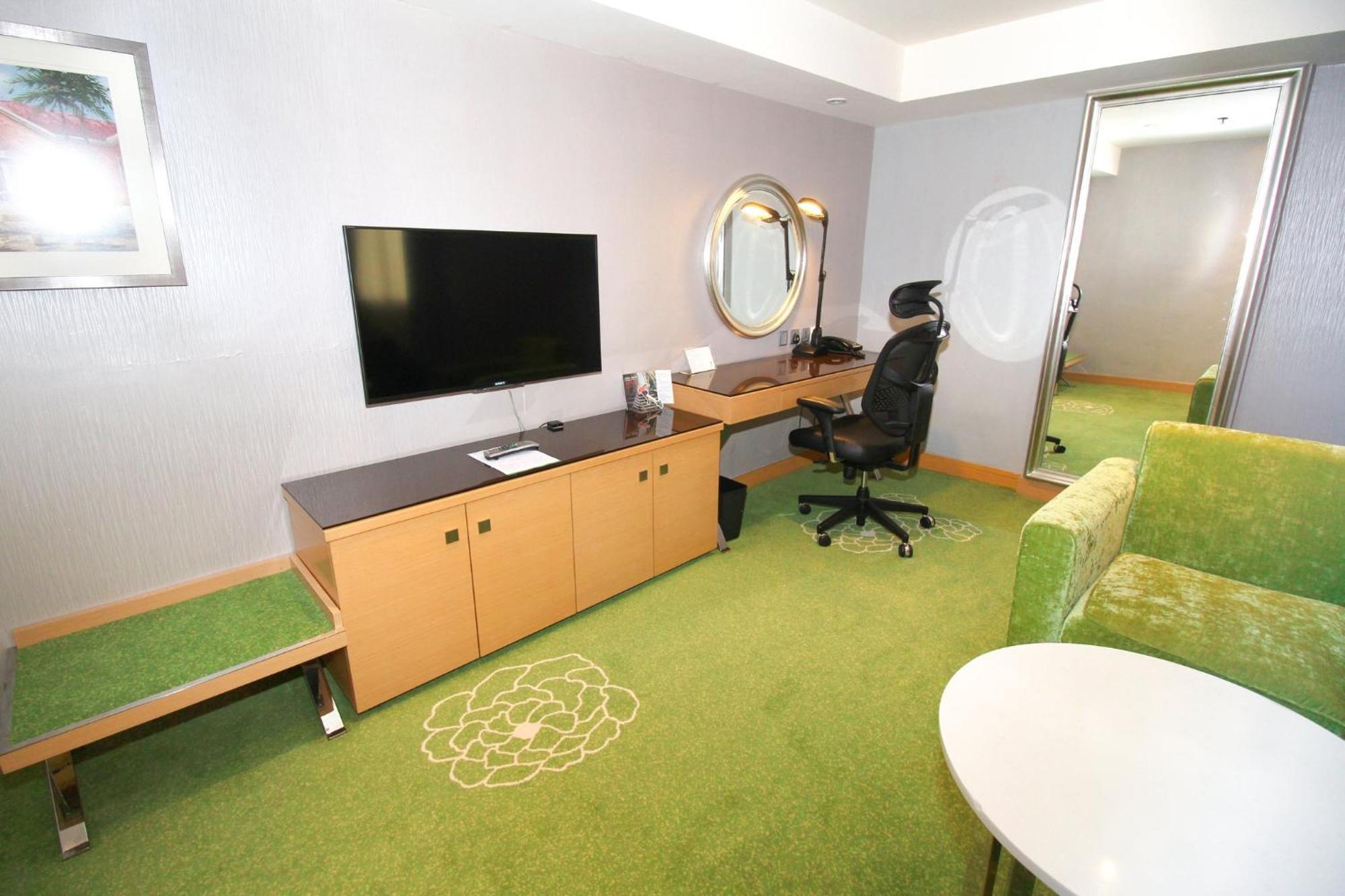 Holiday Inn Macau By Ihg Exterior foto
