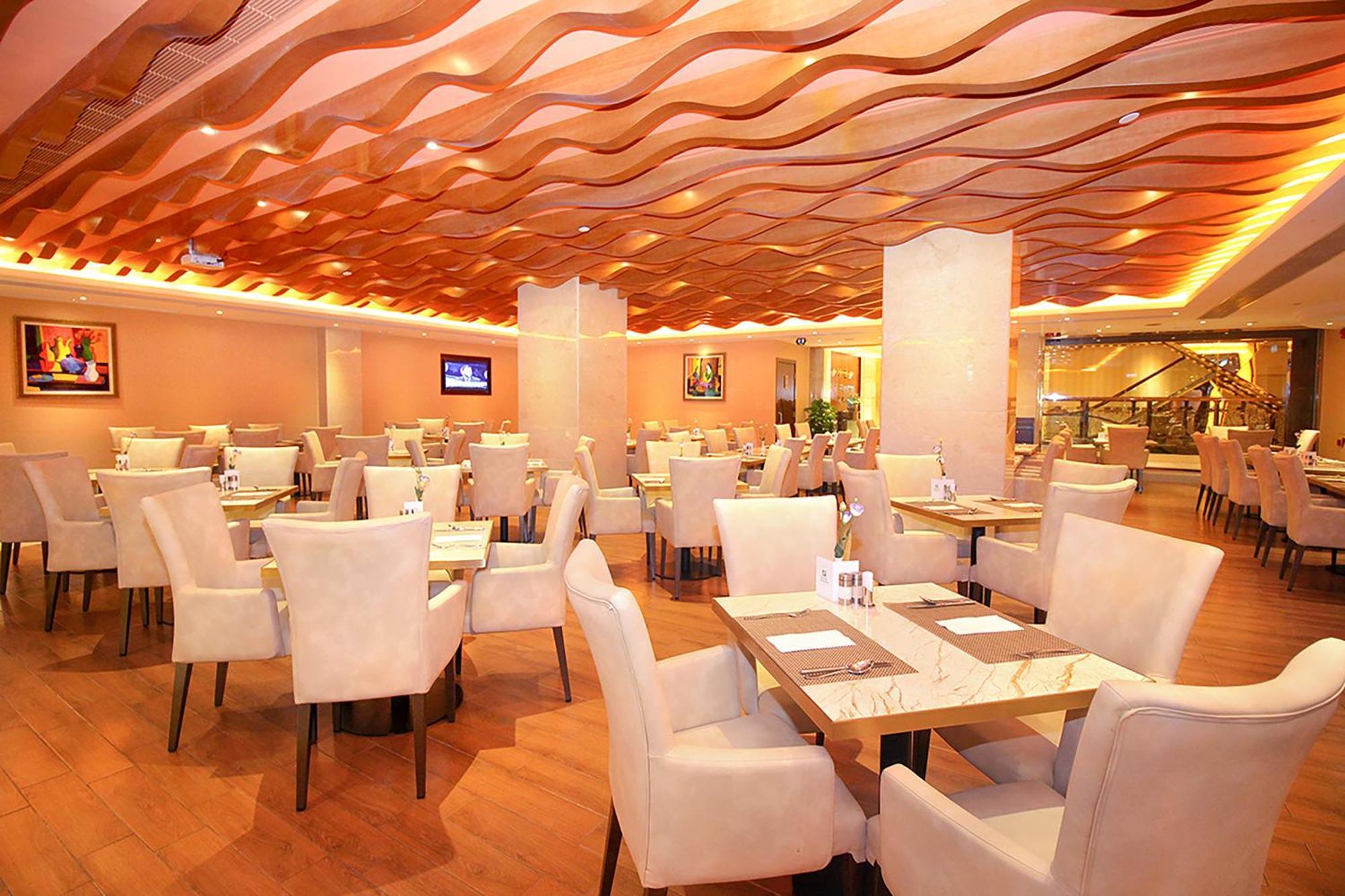 Holiday Inn Macau By Ihg Exterior foto