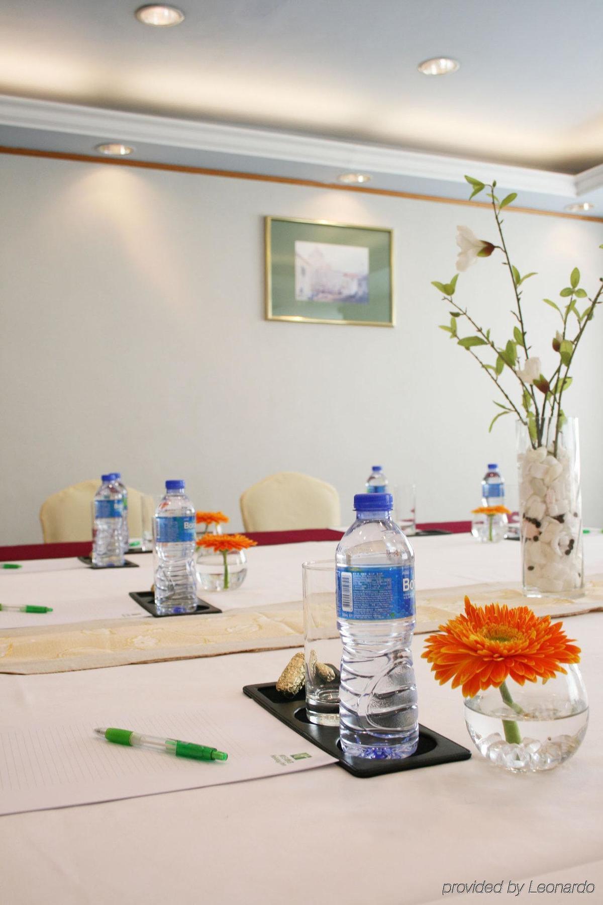 Holiday Inn Macau By Ihg Negocio foto